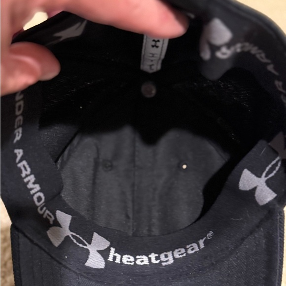 Youth Under Armour Black Hat with White Logo - Picture 4 of 5